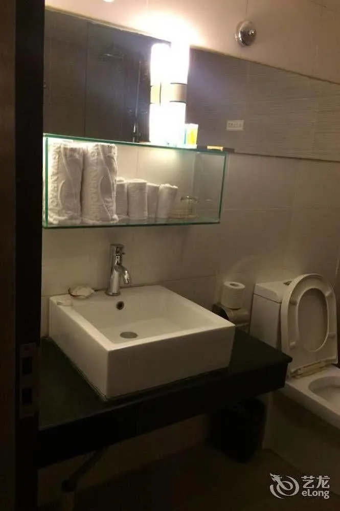 Zhuhai Haijing Hotel